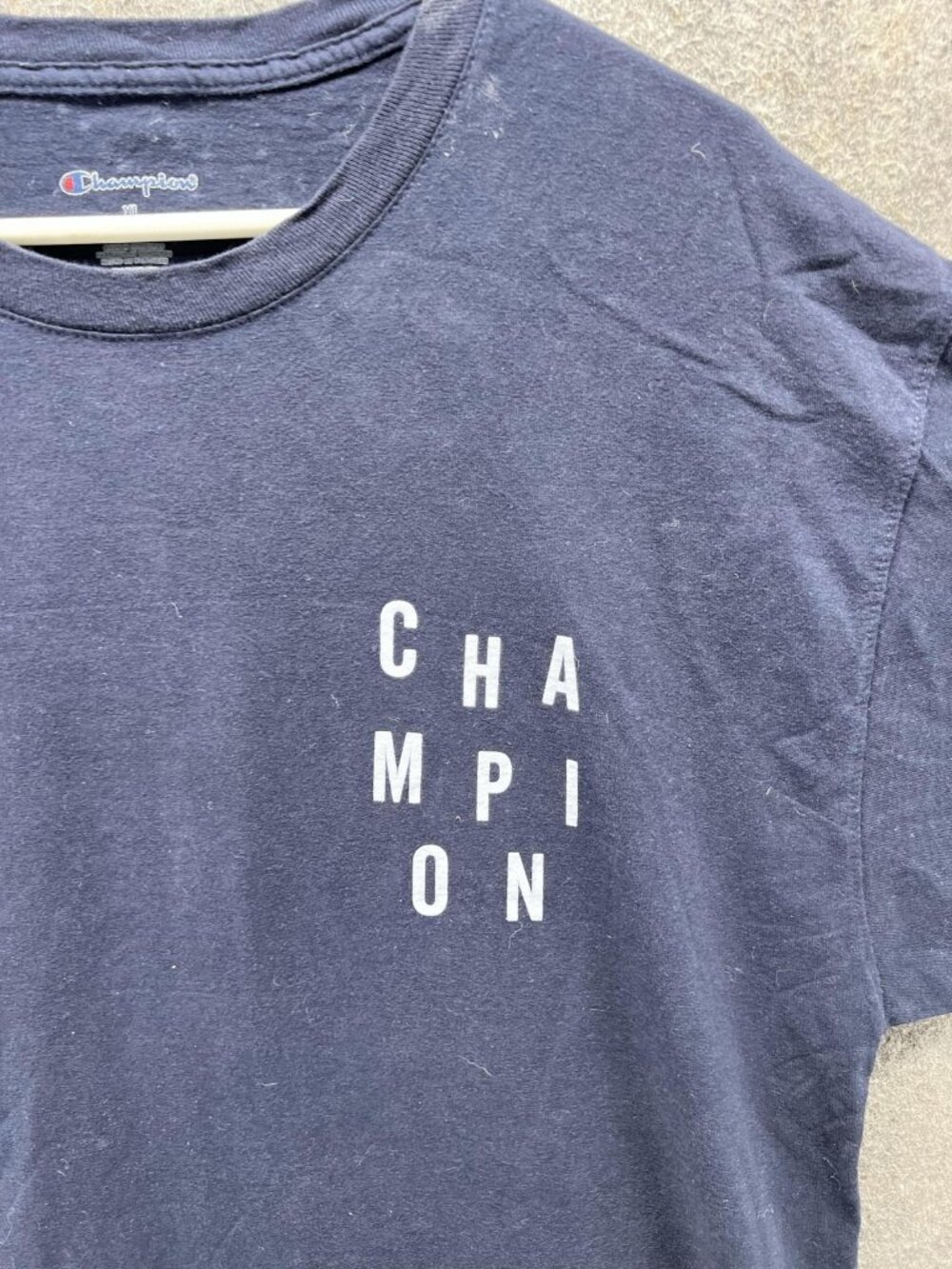 Champion Shirt Mens XL Blue Vertical Graphic Logo Tee Crewneck Tagless Athletic - Picture 7 of 10